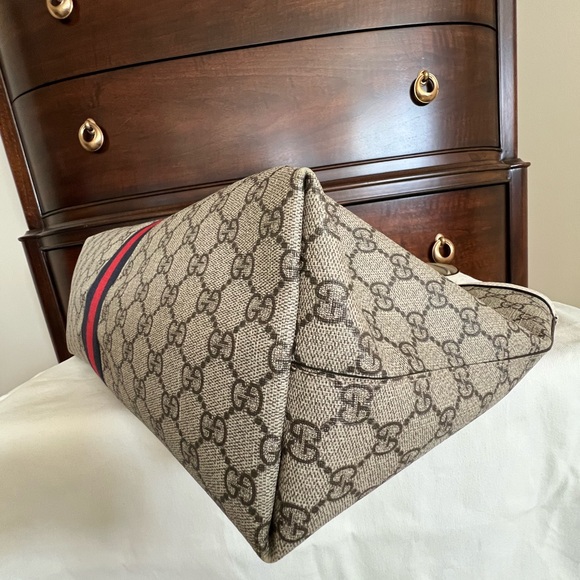 Gucci Ophidia GG Medium Ophidia Tote - Picture 6 of 11